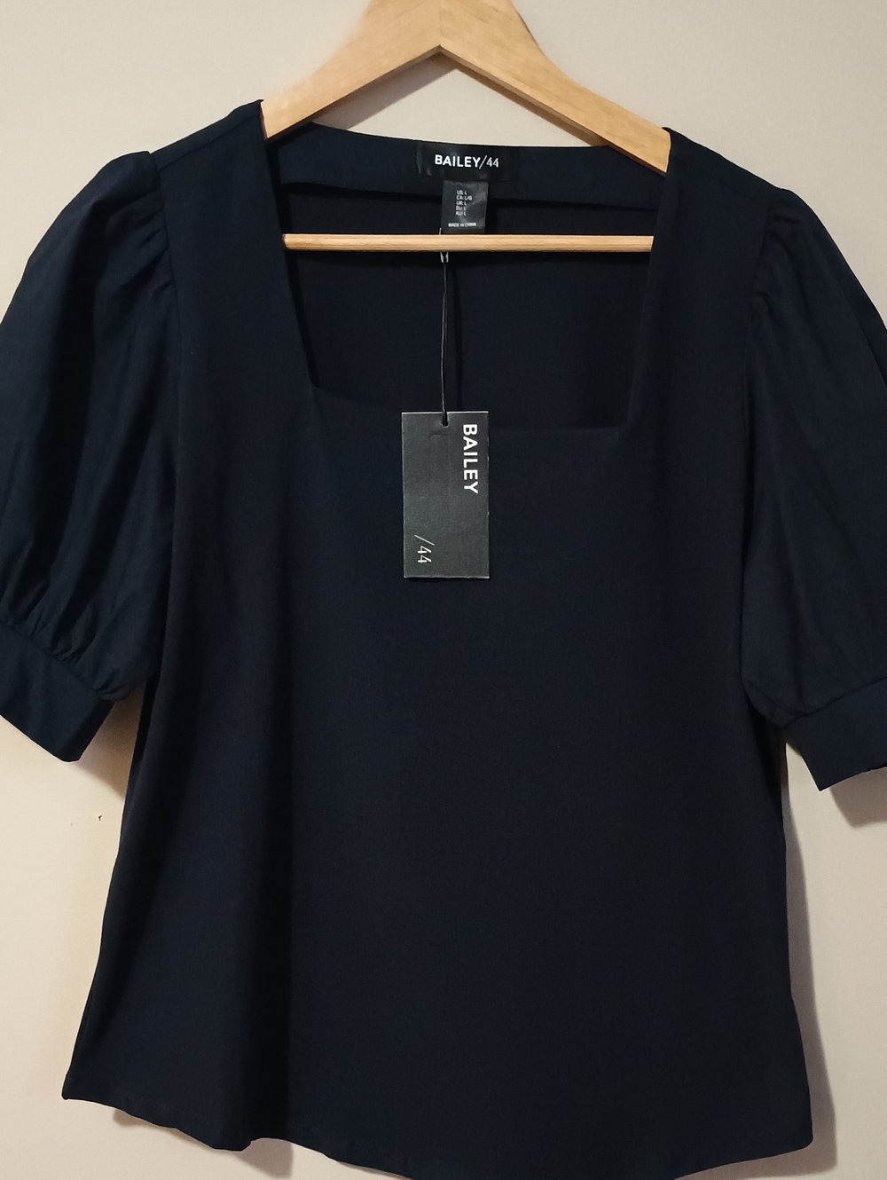 Bailey 44 Black Square-Neck Puff Sleeve Blouse